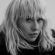 Splash) so sieht man mariah carey für gewöhnlich nicht: Christina Aguilera Ungeschminkt Eine Liebeserklarung An Die Neue Xtina Christina Aguilera Ungeschminkt Mariah Carey