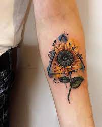 Your Tattoo Is Gone Without A Trace In 60 Days Flower Wrist Tattoos Sunflower Tattoo Sunflower Tattoo Meaning