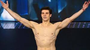 Valerio staffelli investito finisce in ospedale. Roberto Bolle Chi E Il Fidanzato Daniel Lee Vita Foto Lavoro