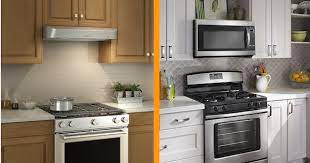 It not only conducts heat better than standard painted interior, but also ensures easy cleaning. Range Hood Vs Over The Range Microwave Which Is Better