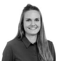 Paula Frey's Instagram, Twitter & Facebook