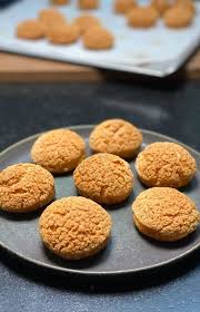 4 515 Mentions J Aime 60 Commentaires Herve Cuisine Officiel Hervecuisine Sur Instagram Reussir Des Beaux Choux Avec Un Craque In 2020 Food Desserts Cookies