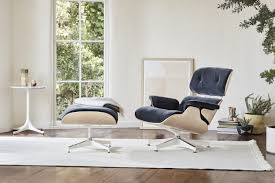 The nozib lounge chair is a teak lounge chair with a unique, yet slightly more conventional look than the nozib sun lounger. Eames Lounge Chair