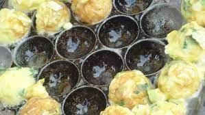 Cara membuat telur crispy padang ( talua barendo bukittinggi ) lagi viral. Mirip Tahu Bulat Ini Resep Jajanan 90 An Telur Dadar Bulat Fashion Fimela Com