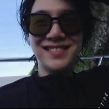 Danielle Eastman (@Danileastman)