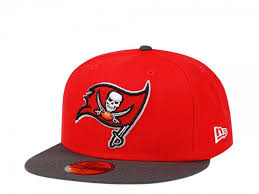 Show off in buccaneers hats, shirts, sweatshirts, beanies and hoodies for men, women, and children. New Era Tampa Bay Buccaneers Two Tone Edition 59fifty Fitted Cap Exclusive Caps Caps Topperzstore Com