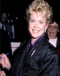 She provided viewers a lot more bulge and jiggle than i expected on a family series circa 1971. Bewitched Serial On Instagram Elizabeth Montgomery Attends The Aren We All Opening Night Performance On October Elizabeth Montgomery Elizabeth Bewitching