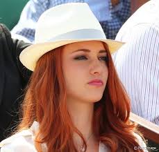 Delphine Wespiser L Ex Miss France Rejoint L Equipe De Fort Boyard Purepeople