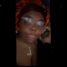 Degrassi character's rebellious outfit choice