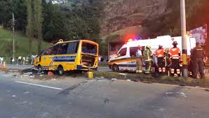 Según datos de la oms , cada año mueren cerca de 1. Dos Accidentes Se Presentaron En La Via Medellin Bogota En Menos De 24 Horas Infobae