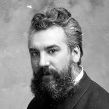 Alexander graham bell, best known for his invention of the telephone, revolutionized communication as we know it. Alexander Graham Bell Biography Famous People In English Personajes Famosos En Ingles Fotos Blog De La Academia Paraninfo