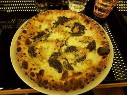 Trouvez des homophonies sur plusieurs syllabes. Pizza Etna Saucisse Napolitaine Piquante Fleurs De Brocoli Marinees Mozzarella Fior Di Latt Picture Of Luigia Geneva Tripadvisor