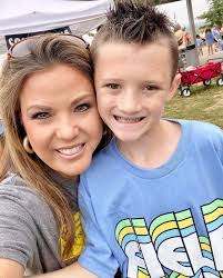 Chuck Crenshaw's Instagram, Twitter & Facebook