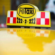 Budapest has a fleet of official taxis called főtaxi which can be easily identified by their yellow branding with a red logo. Fotaxi 2go Hungary