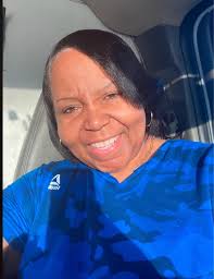 Checking in! What you doing for the weekend? #PoochHall #selfie  #weekendvibes