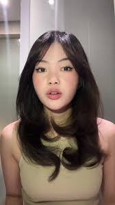 Anika Henson's Instagram, Twitter & Facebook