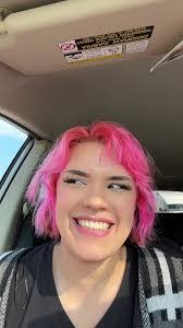 Alyssa Slaven's Instagram, Twitter & Facebook