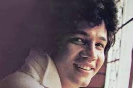Victor vic wood (born february 1, 1946 in buhi, camarines sur, philippines) is a singer, actor and politician. I8qryszm6 Lmrm