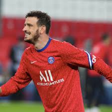 Alessandro florenzi a parigi sembra essere rinato. Report Psg Likely To Sign Florenzi On Permanent Deal Chiesa Di Totti