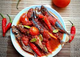 Percaya atau tidak, anda boleh cuba menghasilkannya sendiri di rumah hanya dengan 13 bahan dan anda tak perlu bersusah payah membelinya di kedai lagi. Resep Ikan Sambal Asam Pedas Oleh Arina Ae Putri Cookpad