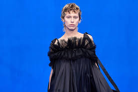 Check spelling or type a new query. Wurden Sie Ein Schwarzes Brautkleid Tragen Diese Braute Trauten Sich Vogue Germany