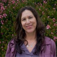 Holly Mulligan's Instagram, Twitter & Facebook