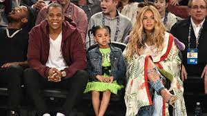 Beyonce shelled out about $2 million for this bugatti veyron grand sport, which comes with a turbo quad w16 engine, which propels this luxury sportster to speeds of up to 255 mph. Blue Ivy Die Tochter Von Beyonce Und Jay Z Sorgt Fur Emporung