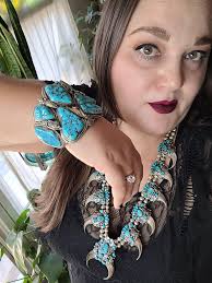 Looking for turquoise necklaces or ring size 7 to 8?