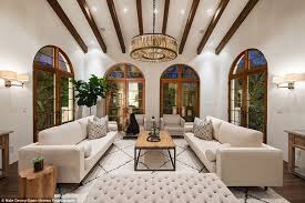 Check out the home they left behind in. Nba Star Stephen Curry S California Mansion Hits Market For 3 9m