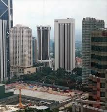 Nz curry house in the basement of g tower is one such place, and workers in the tower and.nearby pnb as well as tabung haji will scoot into this restaurant for a hot meal such as roti telur (prata omelette style). Menara Pnb Tower Kuala Lumpur Malaysia Skyscrapers On Waymarking Com