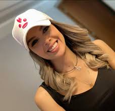 A petición del público, rifaré esta gorra.👇🏼 Comparte una fotografía con  Ricardo Gallardo Cardona y la que tenga más likes será la ganadora.  Personalmente iré a entregarla. 💝 #RGS