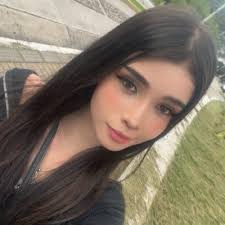 Isabella quintero robles (@Isabela_q25)