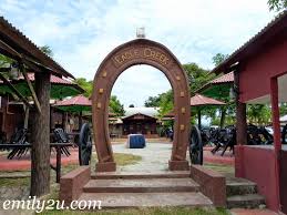 Klinik pakar kesihatan usim mula beroperasi pada 1 april 2015. Eagle Ranch Resort Port Dickson From Emily To You