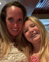 Gabrielle Arnold (@gabriellearnold) • Instagram photos and videos