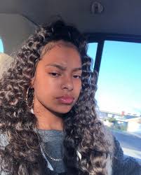 Most flattering hairstyles for square faces. Youtube Zakia Chanell Pinterest Elchocolategirl Instagram Elchocolategirl Snapchat Elchocolategirl Sub Hair Styles Natural Hair Styles Light Skin Girls