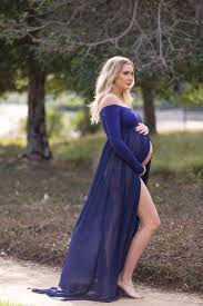 This Maternity Gown Couldn T Be More Gorgeous A Strapless Top With Maternity Dresses For Photoshoot Maternity Dresses Photography Long Sleeve Maternity Dress