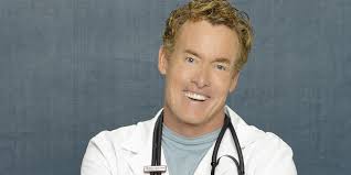 Scrubs: 5 Reasons Dr. Cox Is The Best Doctor (& 5 Reasons It's JD)