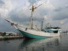 Maybe you would like to learn more about one of these? Pinisi Wikipedia Bahasa Indonesia Ensiklopedia Bebas