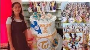 Why every royal family member has had the same birthday cake for over 100 years. Surprising My Niece Of Twice Cake Design During Her 16th Birthday Fan Kasi Ng Twice Youtube