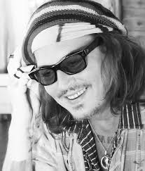 Johnny ♥️ Oh wow, what a beautiful natural pic of Johnny 😍 That smile is  just everything 😍