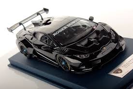 Customers will have the opportunity to upgrade the huracán super trofeo evo with a dedicated kit available from early 2022. Lamborghini Huracan Super Trofeo Evo Shiny Black 1 18 Looksmart Models