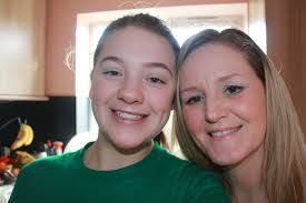 Leah Hillman's Instagram, Twitter & Facebook