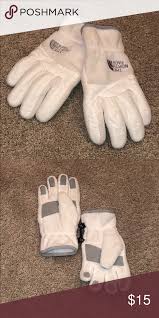North Face Kid S Gloves Gently Used North Face Kid S White Gloves Fingers And Upper Palms Have Grip Material In 2020 North Face Gloves North Face Kids Kids North Face