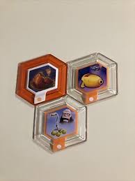 Peter Pan Toys R Us Exclusive RARE Holo Disney Infinity Power Disc + Others  Lilo