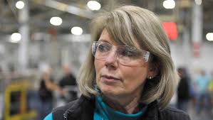 Terri Burden's Instagram, Twitter & Facebook