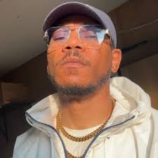 Tyler Carlton (@tylercarlton000)