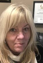 Laura Callan's Instagram, Twitter & Facebook