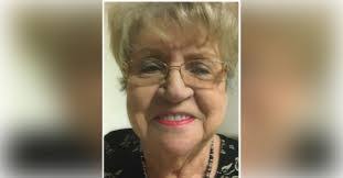 Lena Benoit's Instagram, Twitter & Facebook