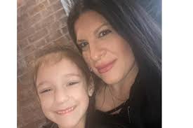 Fundraiser by Linda Leonetti : Amanda & Savy need your help!