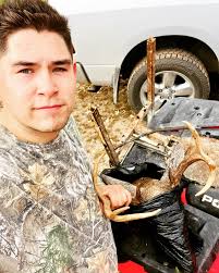 Was a fun little project. Should be done in a couple weeks. #taxidermy  #taxidermist #jlilley #wawanesa #brandon #shilo #westman #manitoba #canada  #art #work #job #jackalope #rabbit #hare #bunny #trapped #shot #mounted  #plaque #